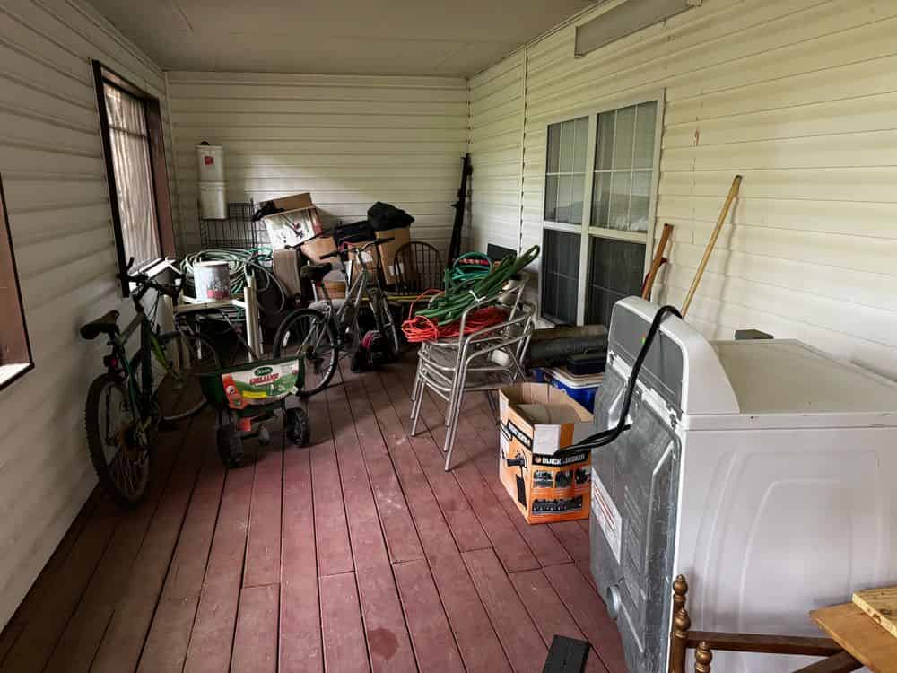 Full Home Cleanout Services image