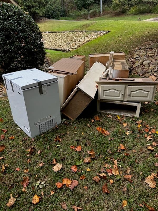 Autumn Cleanup Success with Appliance and Furniture Removal