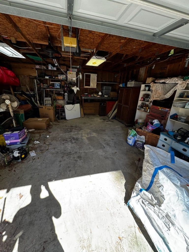 Gallery photos for Garage Transformation with Our Expert Cleanout: Image #1