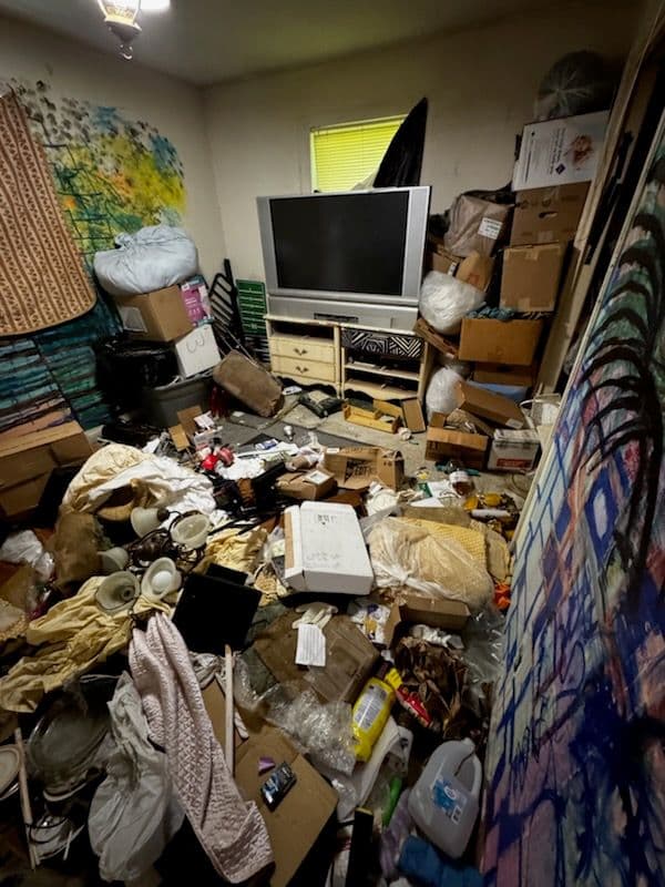 Transforming Spaces with Expert Junk Removal