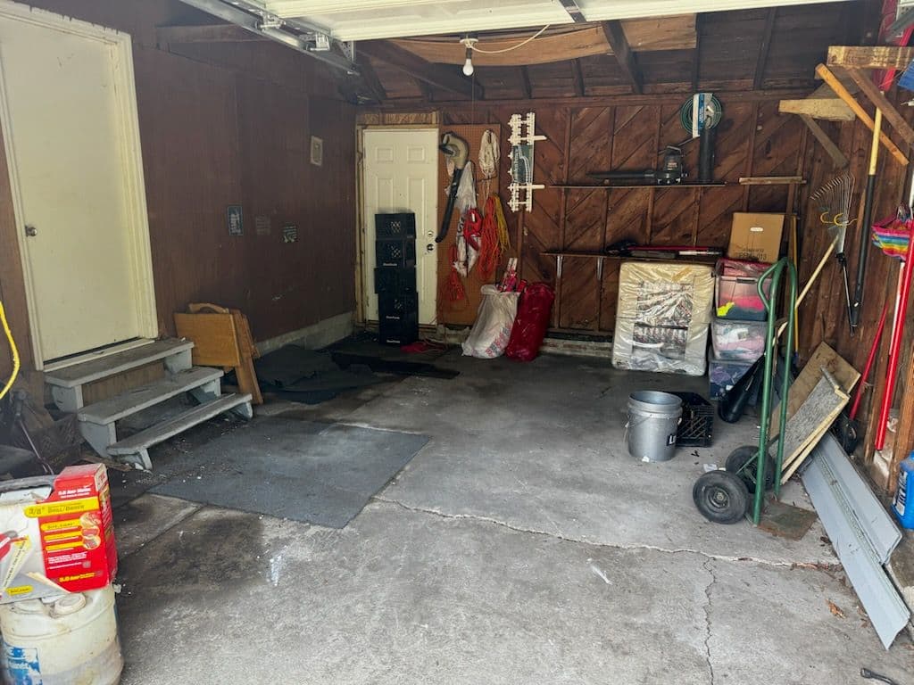 Gallery photos for Garage Transformed into Organized Space: Image #1