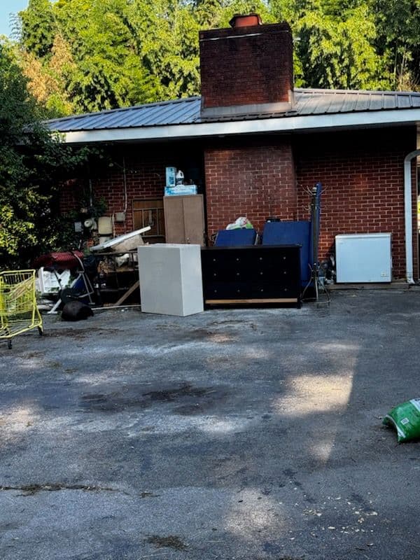 Efficient and Comprehensive Junk Removal Service