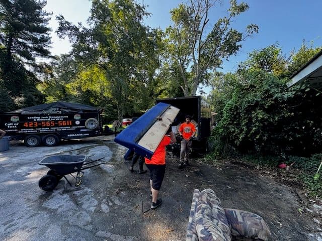 Efficient and Comprehensive Junk Removal Service